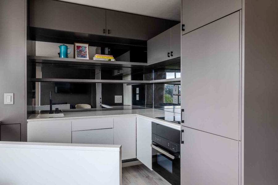 1 Bedroom Property for Sale in Tamboerskloof Western Cape
